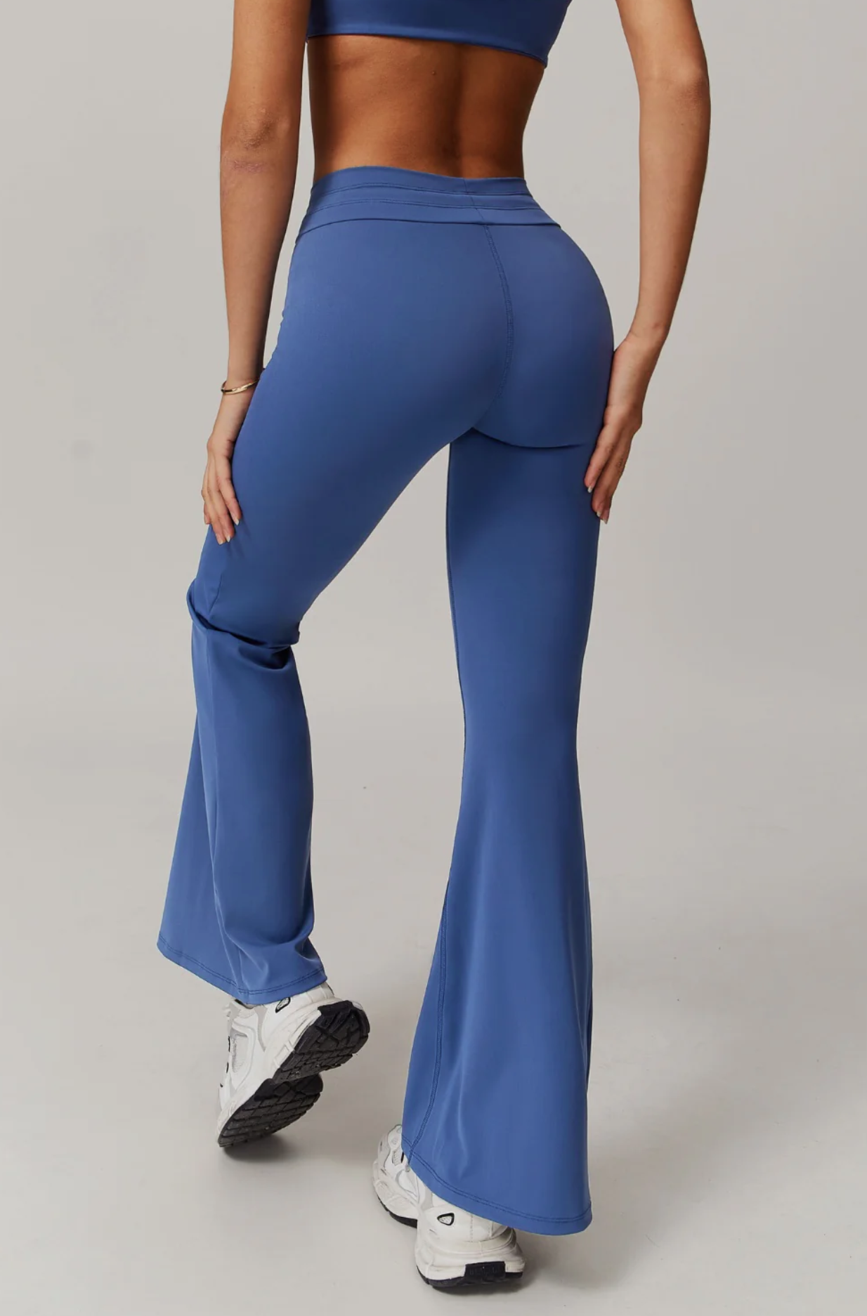 Zaléa Nia Flared Leggings